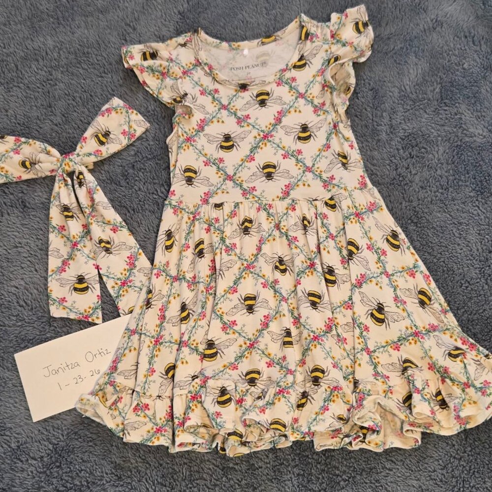 Posh Peanut Bee Twirl & Bow